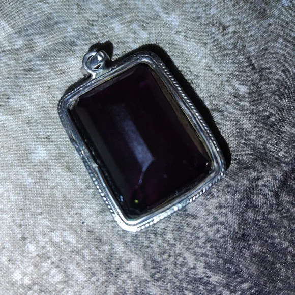 Meet Your Posher!!! - Picture 3 of 6